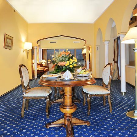 Shepheard Hotel Kahire İç mekan fotoğraf